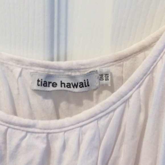 Tiara Hawaii Beach Coverup - Picture 2 of 4